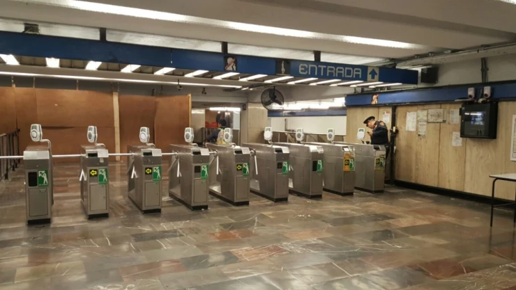 estacion_metro_zocalo.jpg