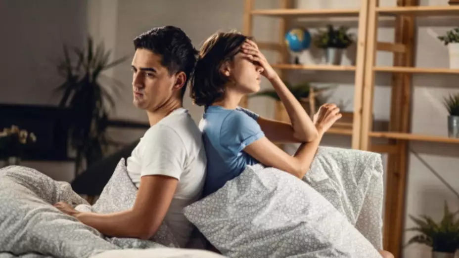 ¿Qué significa soñar que tu pareja te engaña? La Verdad oculta de la infidelidad en sueños