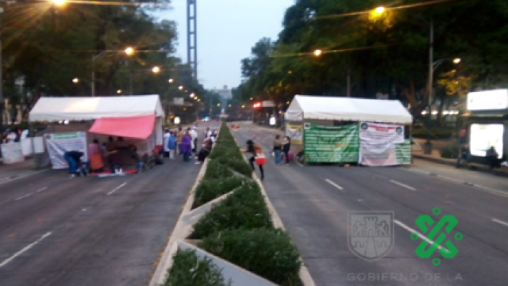 Continúa bloqueado en ambos sentidos de Paseo de la Reforma, a la altura de la Diana