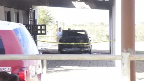 Muere hombre calcinado tras explotar camioneta en Ahome, Sinaloa..jpg