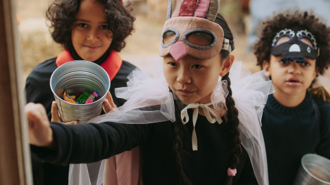 ¿Dulce o truco? Durante la Noche del Diablo algunas personas hacen bromas o travesuras