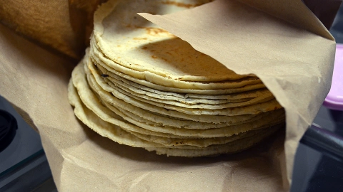 Advierten por la venta y consumo de tortillas piratas