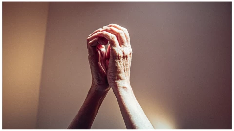 rezar oraciones antes de dormir