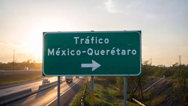 Obras en carriles generan TRÁFICO INTENSO rumbo a la autopista México-Querétaro hoy viernes 30 de enero.jpg