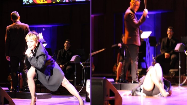 VIDEO - Alejandra Guzmán sufre aparatosa caída en concierto