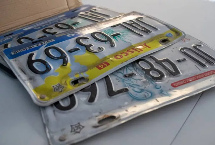 Canje de placas gratis en Jalisco
