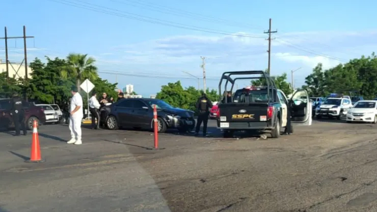 Detienen a un hombre tras chocar durante persecución en Culiacán