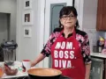 Doña Rosa Rivera en la cocina..jpg