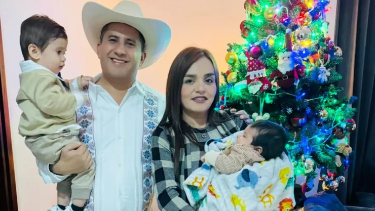 “Esta Navidad se siente fría con tu ausencia Grecia Quiroz recuerda a Carlos Manzo a casi dos meses de su homicidio en Uruapan.jpg