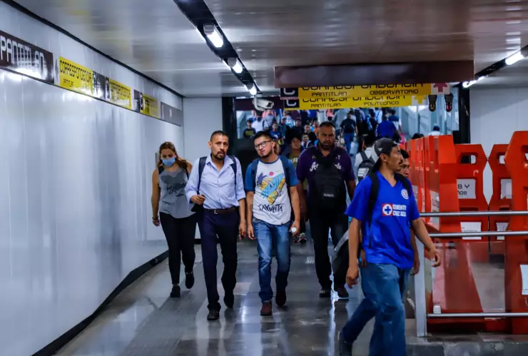 Metro durante la cuarentena de COVID-19