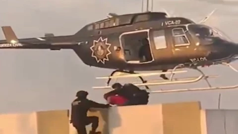 ¡Con un helicóptero! Policías de NL detuvieron a ladrón que escapaba por los techos