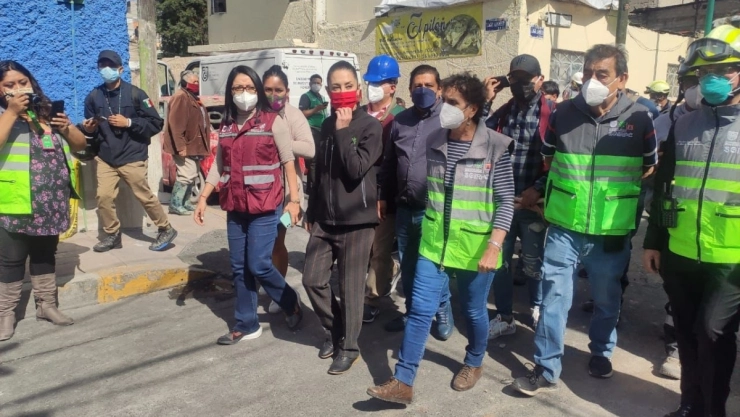 tanques de gas explosion pensil