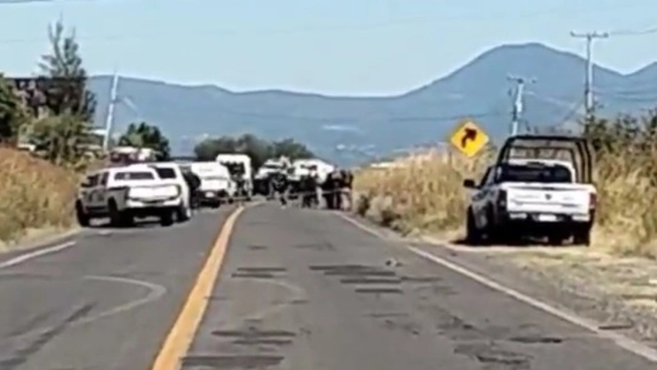 Asesinan Víctor Manuel Velázquez Castillo subdirector Seguridad Pública Indaparapeo Michoacán HOY 21 octubre