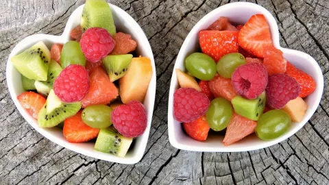 La fruta que te ayuda a cuidar la vista y reducir la presión