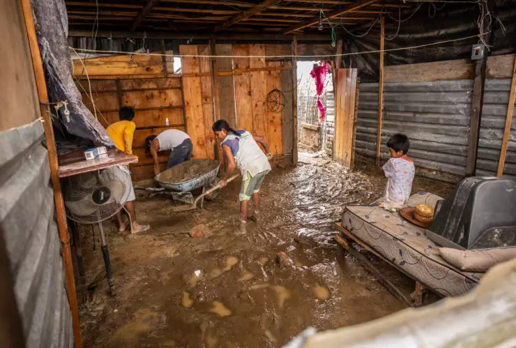 Hurricane Genevieve Threatens The Pacific Coast in Mexico