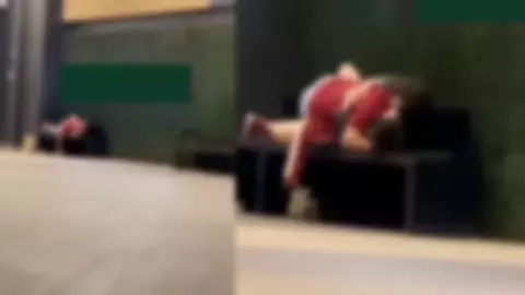 Pareja teniendo relaciones en centro comercial causa indignación; video.jpg