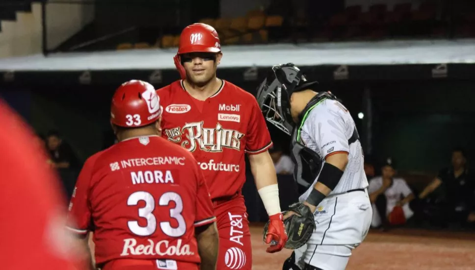 Los Diablos Rojos y los Mariachis protagonizaron una pelea en el estadio Harp Helú en la CDMX