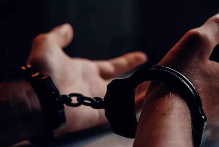 Detienen a 3 personas tras persecución contra mujer embarazada cuando salía de trabajar