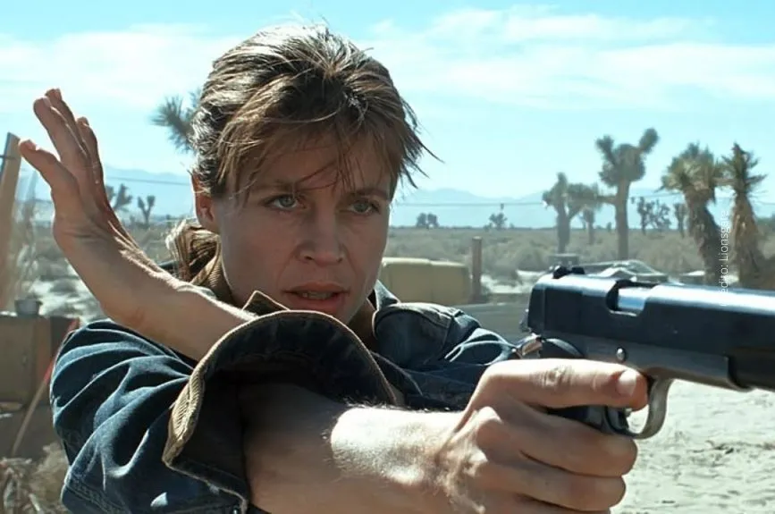 sarah-connor-terminator (1).jpg
