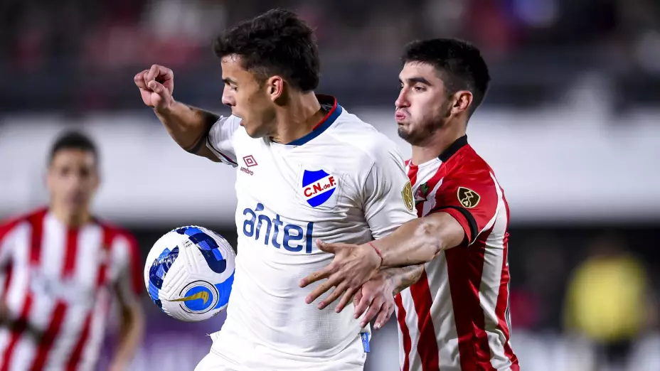 Gustavo del Prete Nacional y Estudiantes La Plata