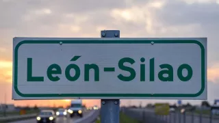 ¡Alerta! ¿Cierre total por obstrucciones Así está el tráfico vehicular en la carretera León-Silao hoy viernes 5 de diciembre.jpg