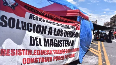 CNTE demanda edad de jubilación y eliminación de USICAMM.