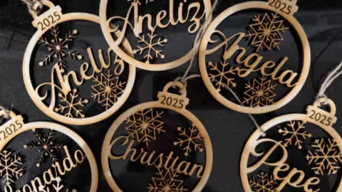 ¡Llega la Navidad a casa de Ángela Aguilar! Así presume su casa con Nodal