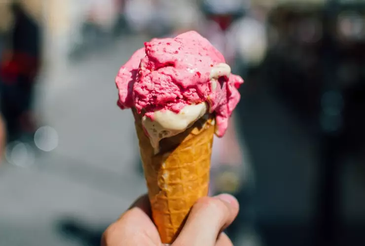 Cofepris alerta por venta de helados contaminados con listeria en México