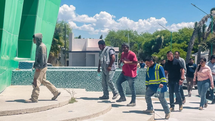 Encuentran con vida a los siete electricistas