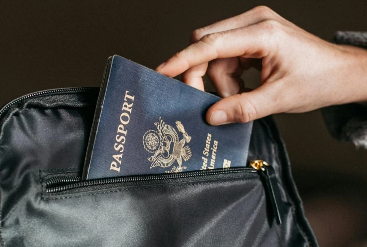 Descubre los requisitos esenciales para renovar tu pasaporte americano en 2025 y evita rechazos inesperados