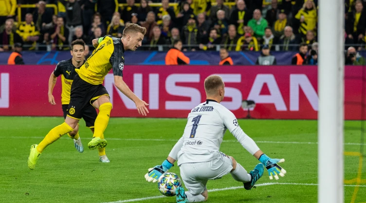 Borussia Dortmund v FC Barcelona: Group F - UEFA Champions League