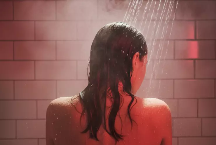 Bañarse con agua caliente 