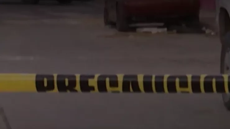 Mujer de 27 años encontrada muerta en vía pública de colonia El Rubí
