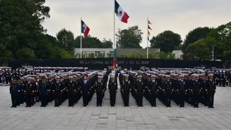 Ceremonia graduados Semar 8