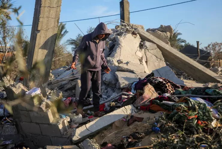 Israel y Hamás acuerdan liberar rehenes y prisioneros en la primera fase de un acuerdo para desescalar la guerra