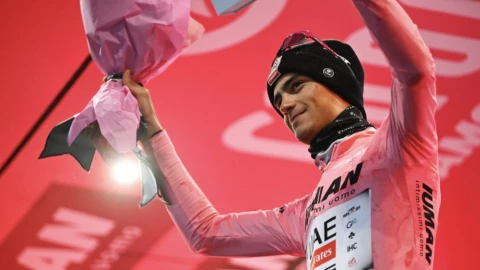 Isaac del Toro. El ciclista mexicano que se encuentra haciendo historia.