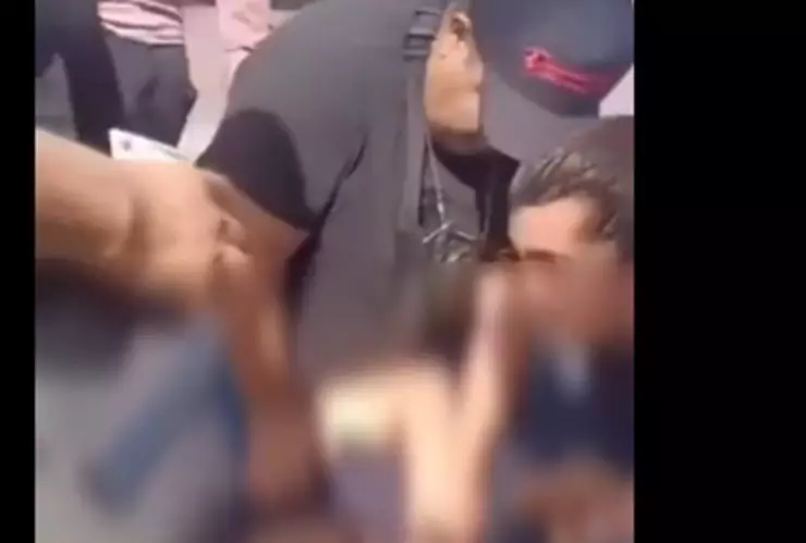 Investigan a agentes de la Fiscalía de Puebla por someter y detener a un hombre por ERROR