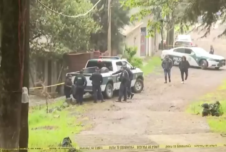 Encuentran cuerpos de dos adolescentes en la carretera México-Cuernavaca