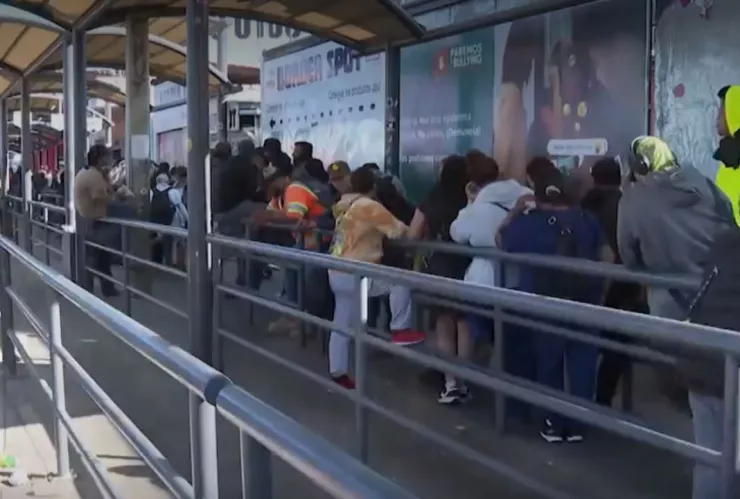 Hasta 4 horas para cruzar las garitas de Tijuana hoy, 22 de diciembre de 2025