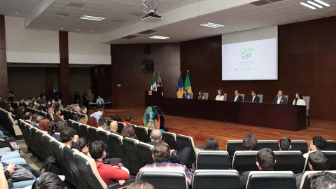 la-presentacion-se-realizo-en-la-uag_xXQ