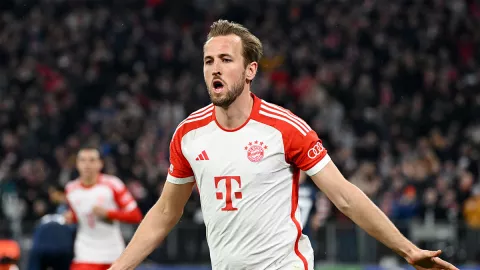 Harry Kane festeja el gol del Bayern Munich