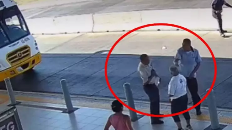 Chofer de oruga golpea a empleado municipal en León