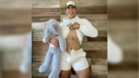 Profesor de escuela en Colima.