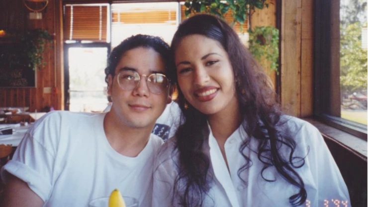 Historia de amor de Selena Quintanilla y su esposo Chris Pérez