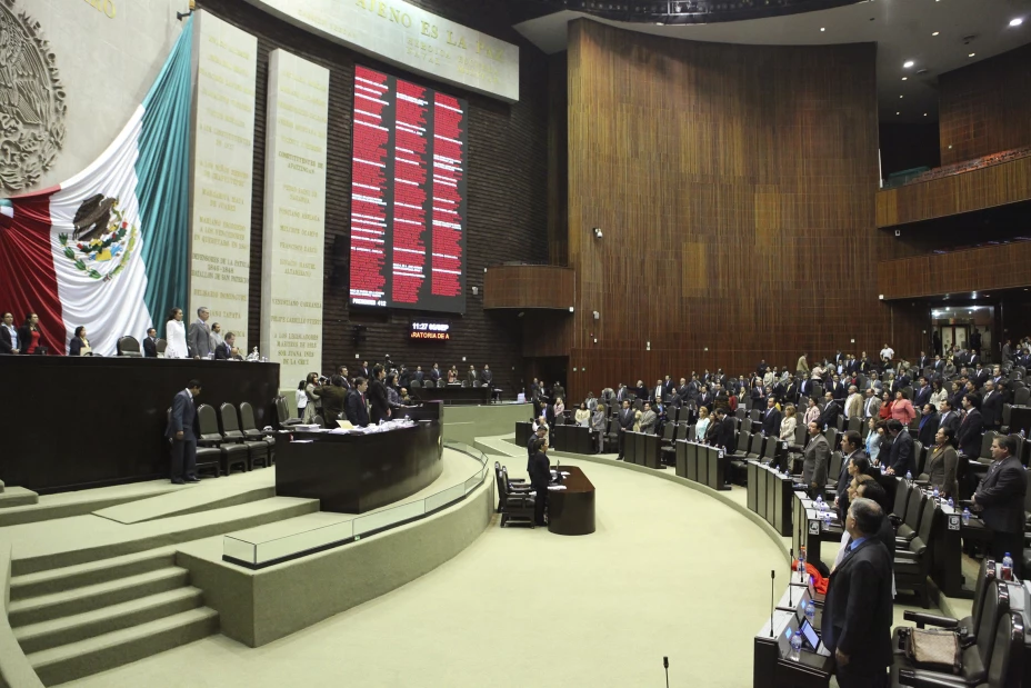 Diputados analizan dictamen de reforma financiera con el fin de aprobarlo en lo general