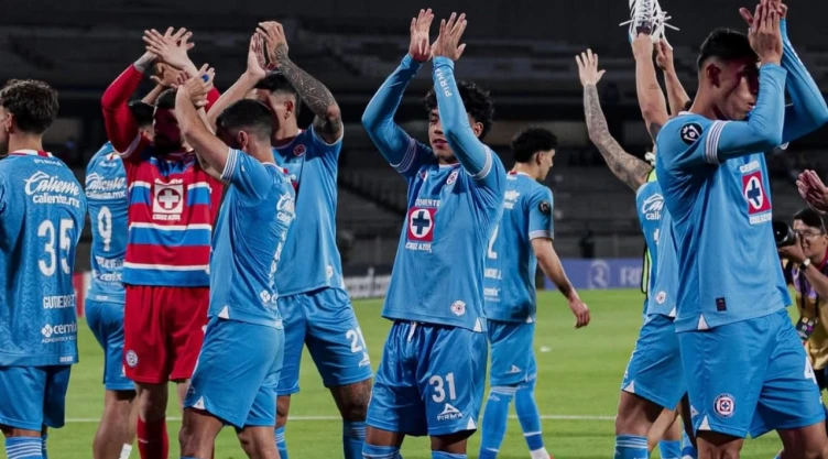 Amaury Morales en Cruz Azul