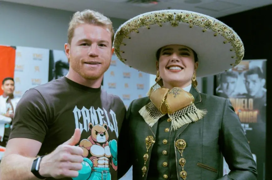 “Canelo” Álvarez la invitó a interpretar el himno nacional mexicano en su pelea contra Berlanga