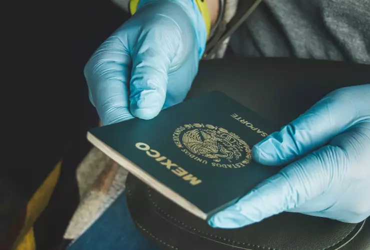 ¿Cuál es el nuevo formato del pasaporte mexicano y cuánto cuesta en 2025