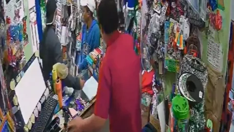 Roban papelería en Medellín de Bravo