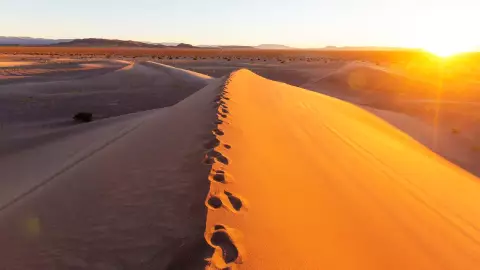 Las dunas en el destino más caluroso de Estados Unidos y se trata del árido desierto de Death Valley